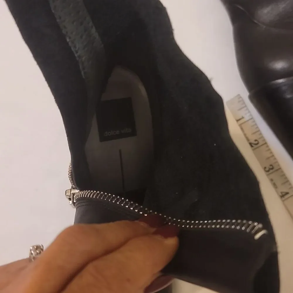 Dolce vita booties size 8‎